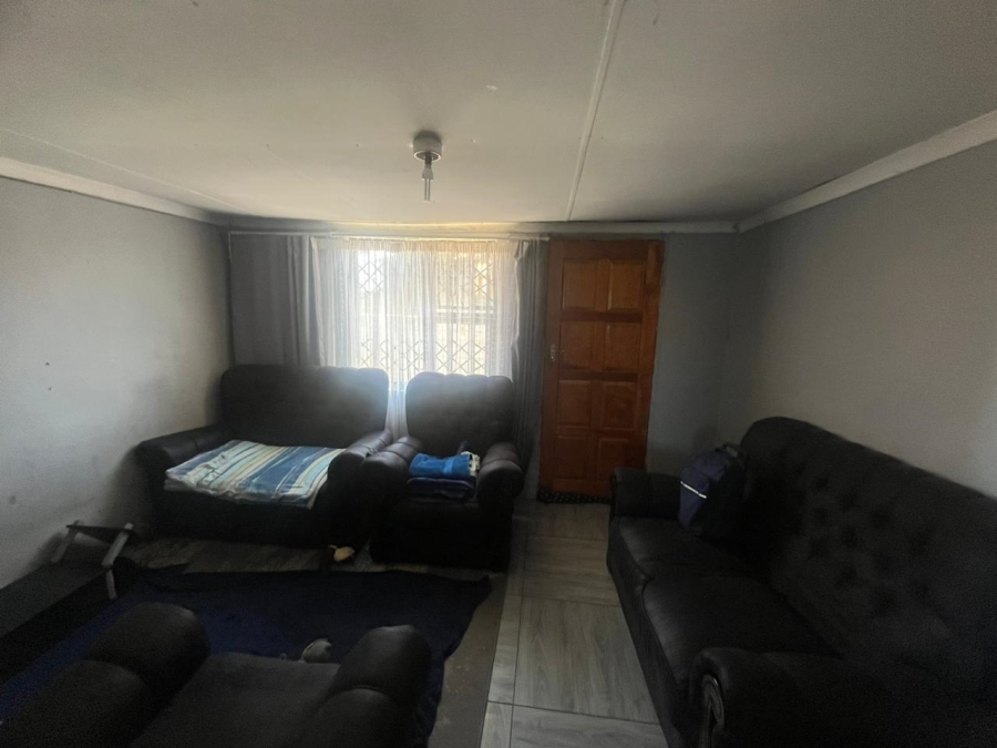 2 Bedroom Property for Sale in Kwazakhele Eastern Cape